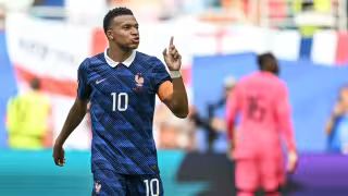 "Oh là là", Kylian Mbappé se convierte en el máximo anotador de la historia del Mundial