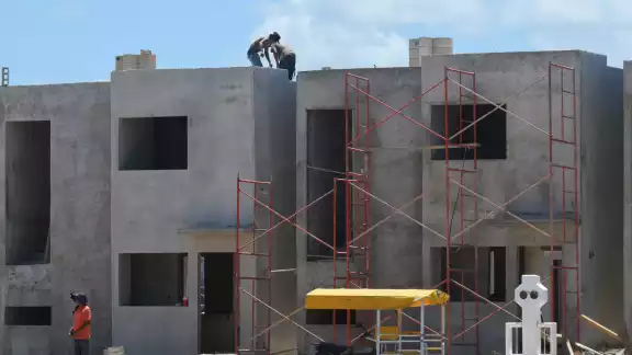 El hombre deberá de mantener medidas cautelares El hombre deberá de mantener medidas cautelares