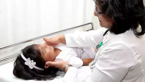 Debido a la propagación rápida del virus, experto recomendó a los papás no enviar a los menores a guarderías o escuelas