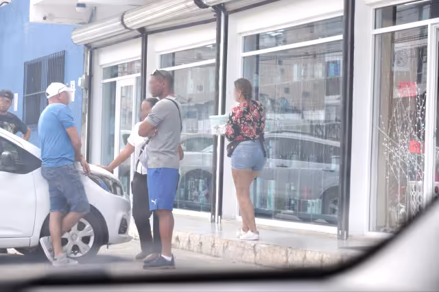 Las mujeres afirmaron que pertenecen a una asociación que no aparece en registros oficiales