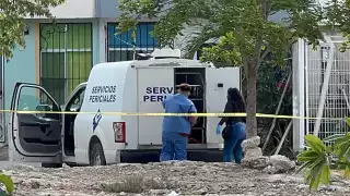 El cuerpo fue levantado minutos después del ataque, para ser trasladado a instalaciones de la Semefo
