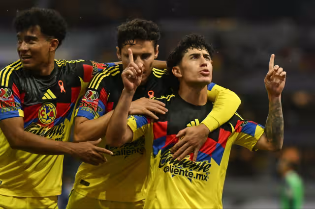 Alejandro Zendejas anotó el gol que selló el empate para las Águilas.