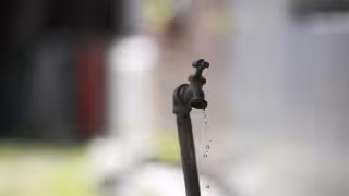 Más de 70 colonias en Isla Mujeres llevan 20 años dependiendo de pipas; exigen tres depósitos de agua