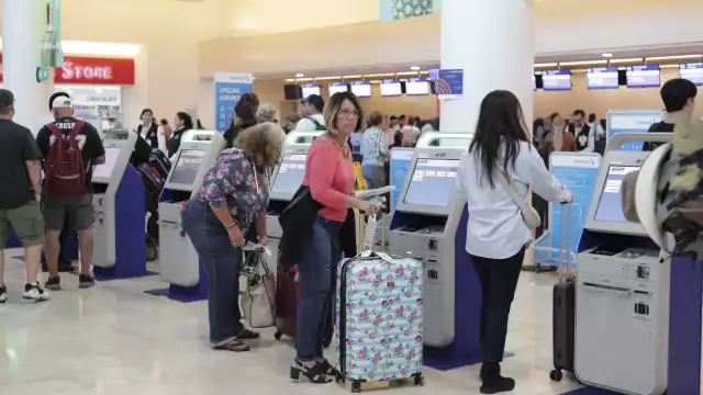 México recibió 71 millones de visitantes internacionales en los primeros nueve meses del año, un crecimiento de 13.9% anual
