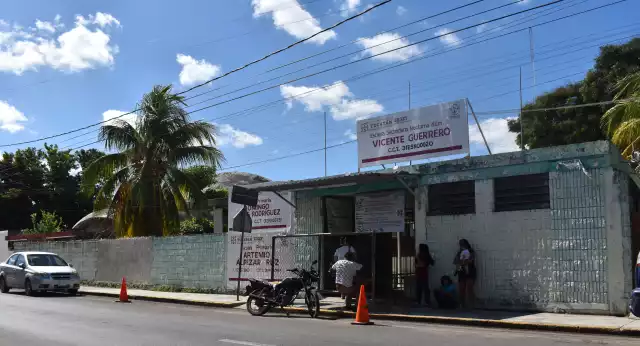 Estudiantes tendrán varios descansos en el arranque de 2026
