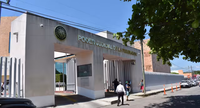 Ciudad Caucel interpone amparo por falta de agua y baja presión en Mérida