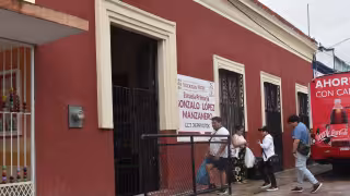 Inundaciones y filtraciones afectan a 40 escuelas públicas en Yucatán