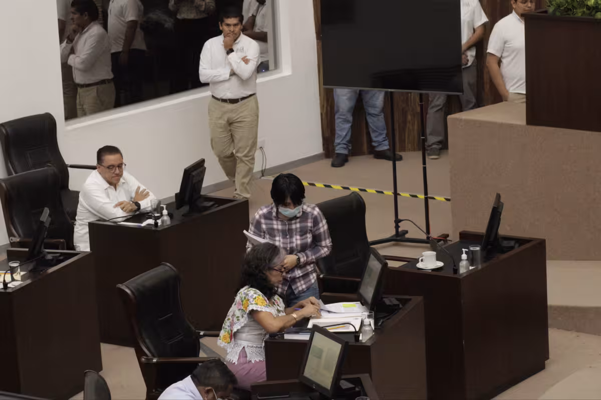 Congreso de Yucatán: Indigna bono de 10 mil pesos a sindicalizados ...