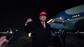 Donald Trump se presenta como Dios mientras critica al papa Leon XIV; “por mí está en El Vaticano”