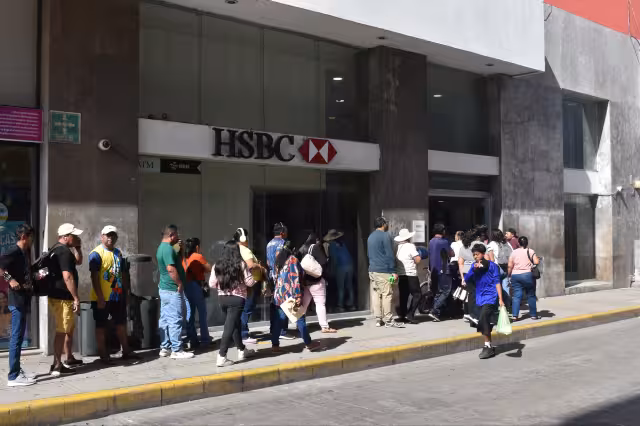 Las autoridades recomiendan realizar pagos, depósitos y trámites con anticipación