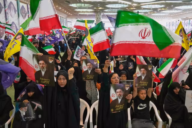 La suspensión ocurre después de que trascendiera un preacuerdo entre Irán y Estados Unidos para avanzar hacia el fin de la guerra