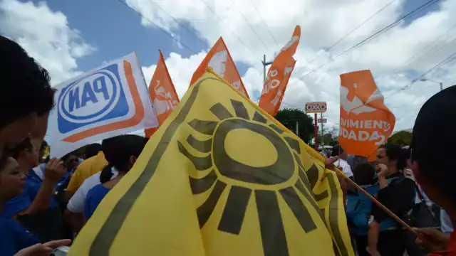 No obstante su inminente desaparición, el PRD sigue dando “patadas de ahogado”