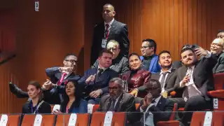 El Canelo en San Lazaro