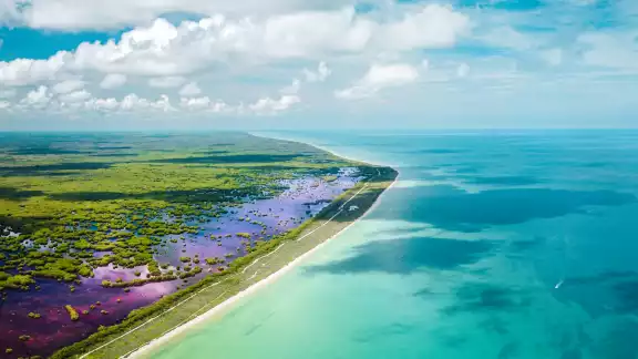 Los colores de Yucatán son únicos, los cuales pueden disfrutarse en cualquier época del año Los colores de Yucatán son únicos, los cuales pueden disfrutarse en cualquier época del año