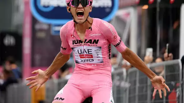 El mexicano se mantiene como lider