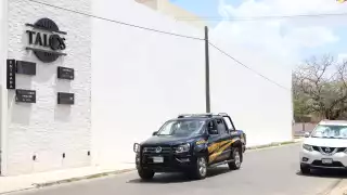 El motel está ubicado junto al parque de la Nueva Mulsay