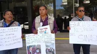 Servidores de la Nación aseguran que Rogerio Castro los despidió sin causa justificada y sin finiquito