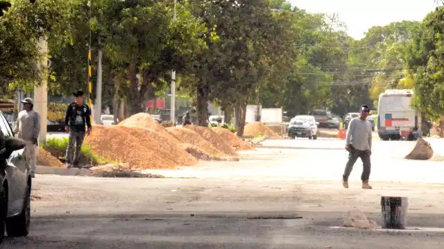 Manifestaron su inconformidad habitantes de Cancún, al destinarse sólo 13% a obra pública para el 2026