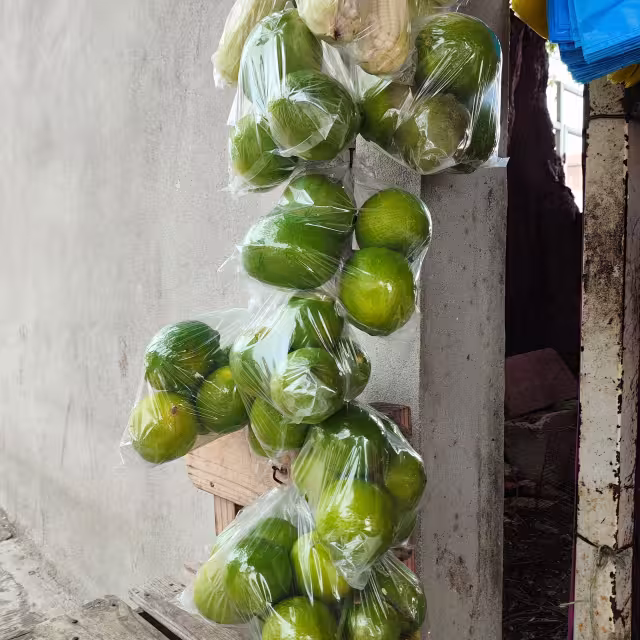 as condiciones meteorológicas, como las bajas temperaturas, han afectado la producción, generando escasez.