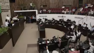 Funcionarios salientes  del Gobierno comparecerán ante el Congreso de Yucatán