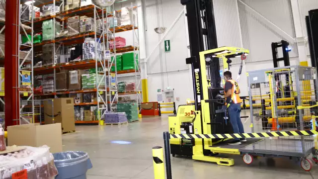 La desocupación cae a 1.5%, pero uno de cada tres trabajadores está en condiciones laborales críticas