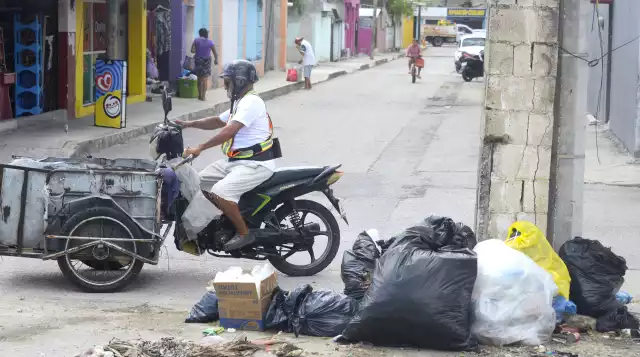 Altos costos de la Solución Integral de Residuos Sólidos ocasiona que gente pague a terceros para tirar basura