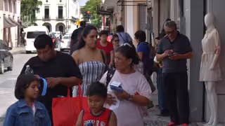 Reconocen crisis de movilidad en el Centro de Mérida; analizan cambios para aliviar el tráfico