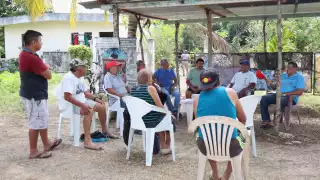 Pobladores de Santa María Chi denuncian persecución política por su lucha contra la granja de cerdos San Gerardo