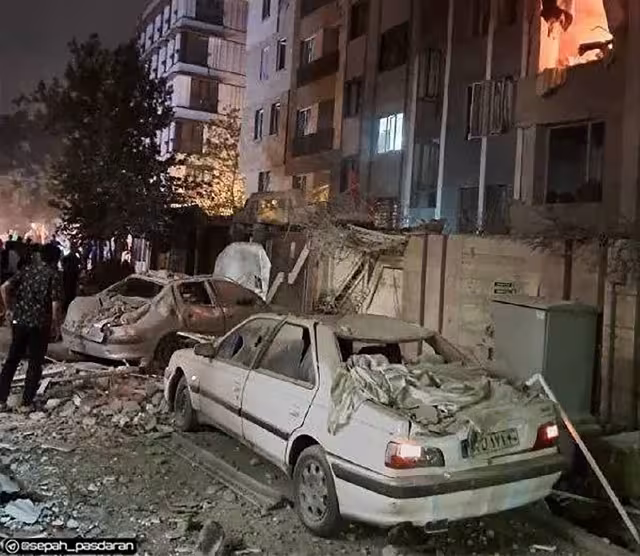 Los ataques alcanzaron conjuntos residenciales en Irán.