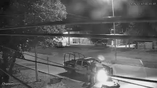 El agraviado reconoció haber estado ebrio cuando fue revisado por oficiales de una patrulla, con posible numeración 92152