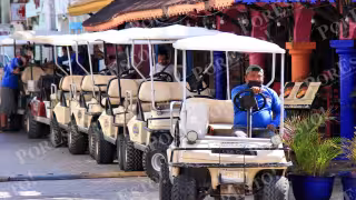 Según el Imoveqroo, en la ínsula hay mil 500 carros de golf, medio de transporte elegido por turistas para recorrer este destino