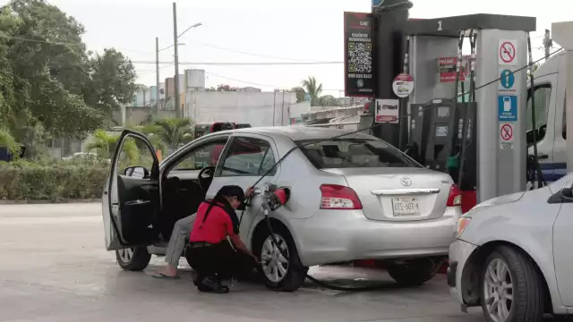 Automovilistas comentaron que enero y febrero son los meses más difíciles para la economía, ya que es cuando ocurren los aumentos