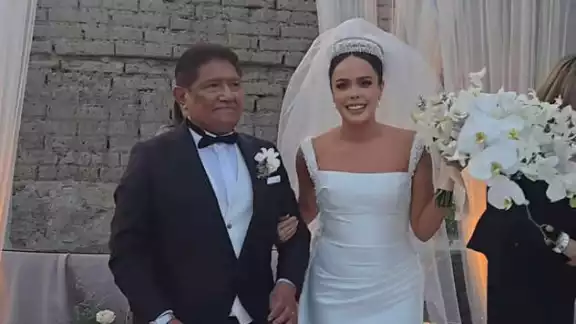 La pareja se casó el fin de semana.