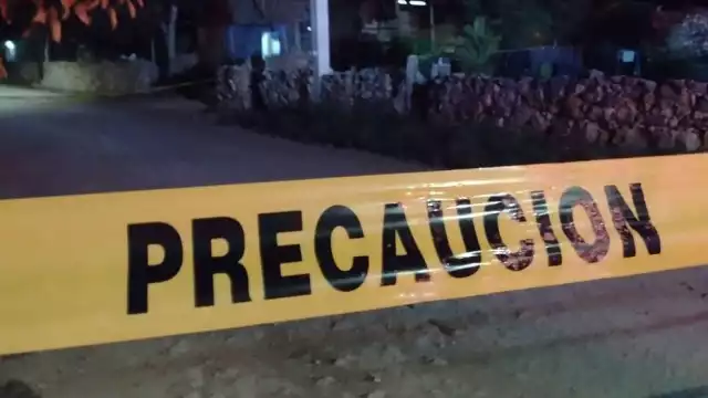 La pareja dormía cuando hombres armados se los llevaron