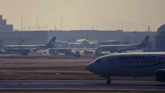 Aeroméxico recomendó a los usuarios consultar el estatus de sus vuelos a través de su página oficial
