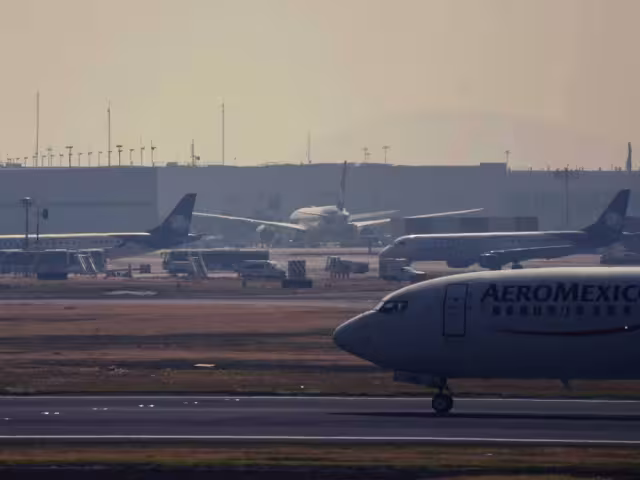 Aeroméxico recomendó a los usuarios consultar el estatus de sus vuelos a través de su página oficial