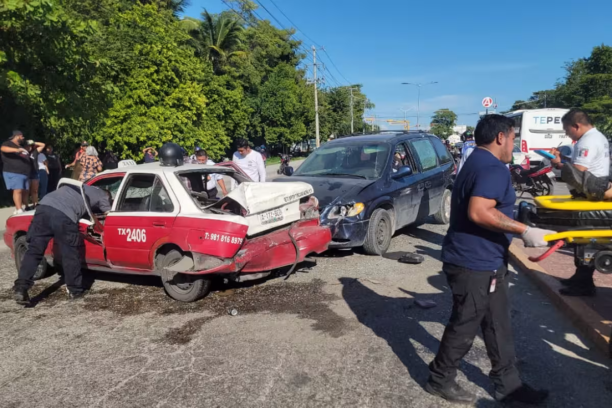 Choque múltiple en Ciudad del Carmen deja tres lesionados y un detenido ...