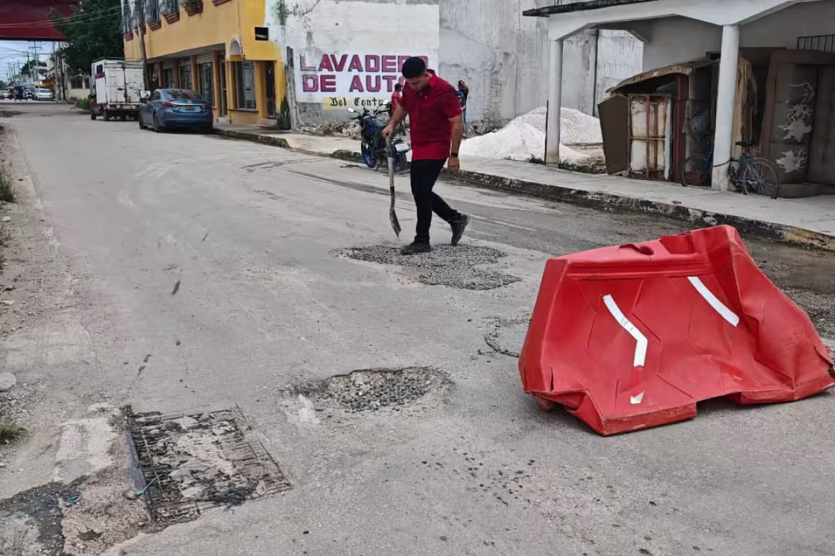 Vecinos de la colonia Morelos en Escárcega reparan baches ante abandono ...