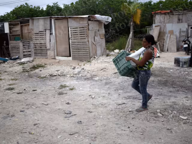  Una disminución de recursos procedentes del país vecino afecta directamente a las familias que dependen de ellos para comer, educación y salud