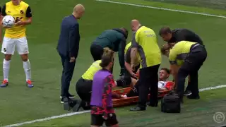 El Bebote recibiendo las asistencias