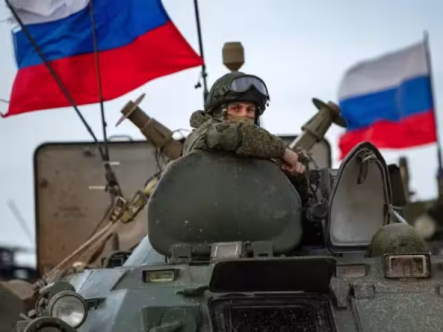 Rusia envía 50 mil soldados a Kursk