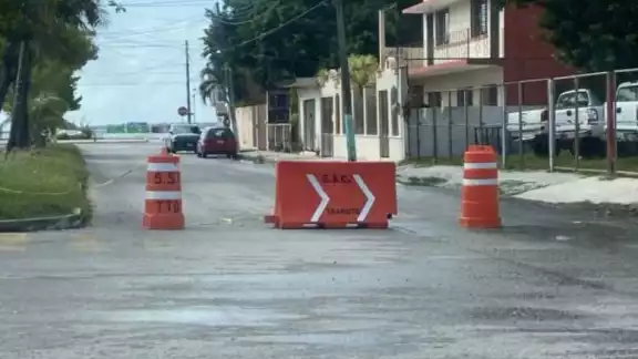 Cierre de vialidades por Día de Muertos afecta a chetumalenses. Cierre de vialidades por Día de Muertos afecta a chetumalenses.