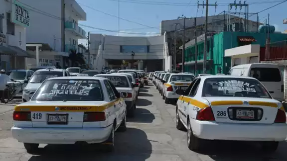 Adulto mayor denuncia maltrato de un chofer Adulto mayor denuncia maltrato de un chofer