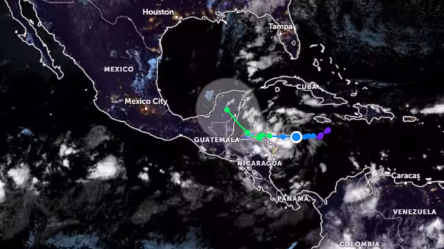Invest 99L rumbo a convertirse en tormenta tropical.