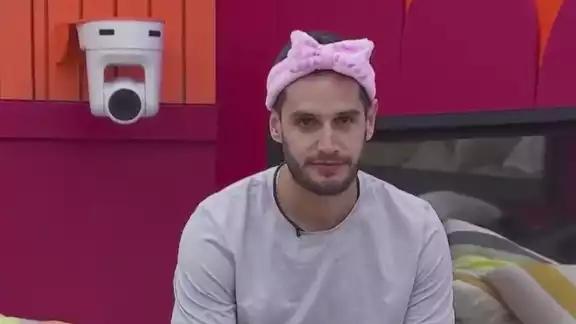 Adrián Marcelo comparte un controversial tuit sobre la final de La Casa de los Famosos.