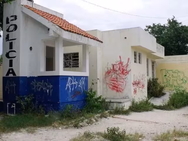 Casetas policíacas en Chetumal no podrán ser completadas.