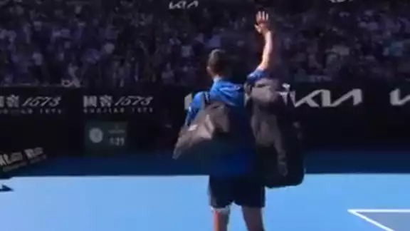 Novak Djokovic se retira del Australia Open 2025 tras perder el primer set