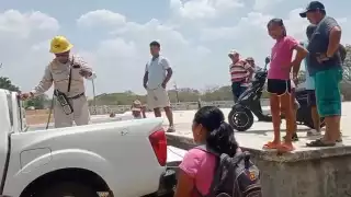 “¡Sin luz, sin camioneta!”: Pobladores de Hool retienen vehículo de la CFE por constantes fallas eléctricas