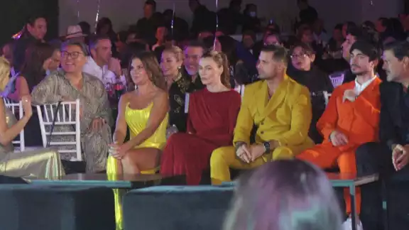 Famosos listos para pulir el piso