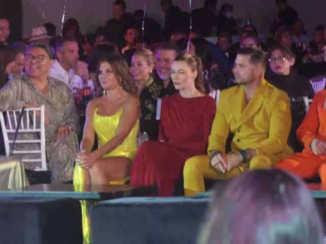 Famosos listos para pulir el piso